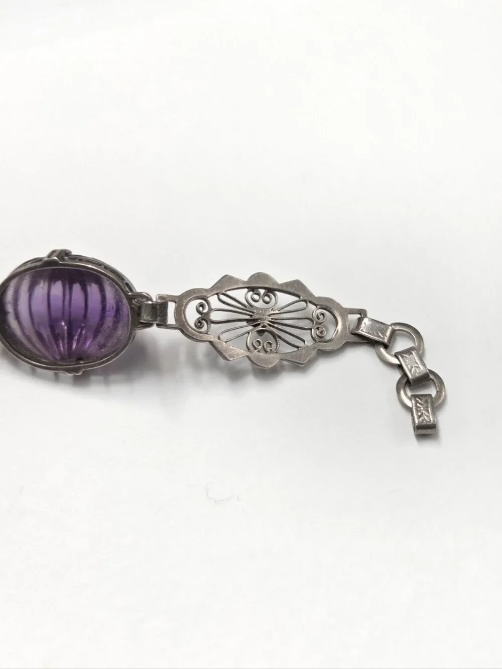 Vintage Art Deco Sterling Silver Filigree & Carved Amethyst Bracelet 7.5